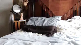 fionnafineass  with a juicy ass masturbates show