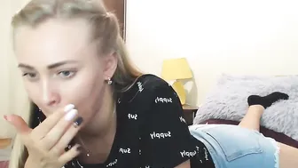 ansabosh  Stroked the clitoris and enjoyed and tokens