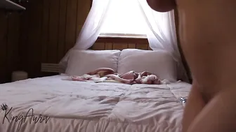 KingAura  Strokes her Ass in puclic room