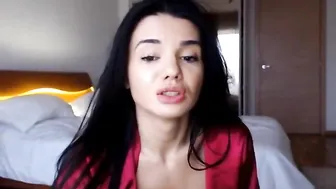 ASassyCassie  Huge strumpet Webcam