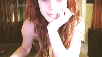 birthdaymolly girl teasing webcam show