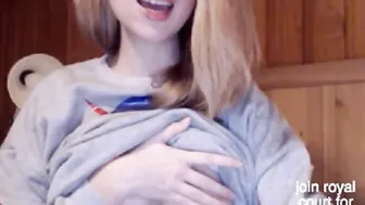 PrncessBubGum sucking dick and jerking off on camera showing her little holes