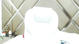 cutemel21 Big boobed babe fucks her cap