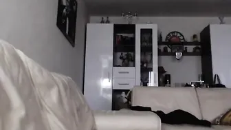 Supereva Bitch with big ass turns on chic body