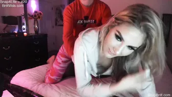 butterybubblebutt Kralia in stockings intensely fingering vagina