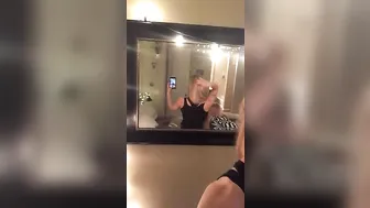 Nicole Aniston shows off her milking