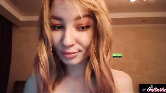 Gattarta отменная самка устроила крутой показ свои промежностей