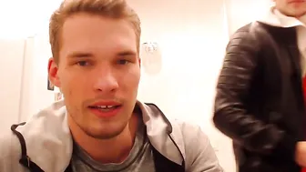 lovleycouplexxx exquisite bitch gently jerks her pussy