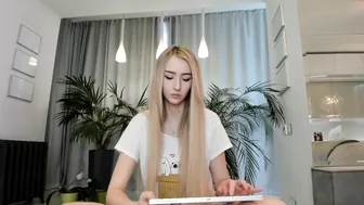 guest324 incendiary bitch is naughty at the pool