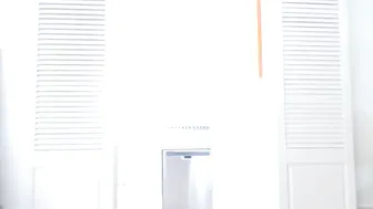 nikiskyler_ black-haired bitch caresses her charms