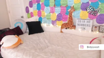 birdylovesit ardent nipple caresses vagina with sex toy