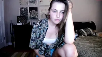 littlestleobaby skinny squirt stretches the vagina