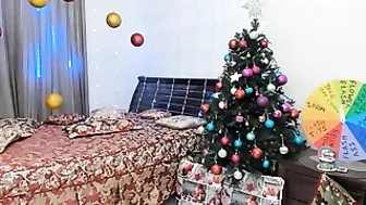 SunFlowerKiss juicy chicks caress big tits