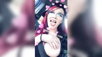 creepqueen cute passion pulls the cap with his fingers