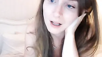 sarah_louise shy teen masturbates pussy with sex toy