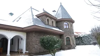 Florane Russell  record 10.06.2019