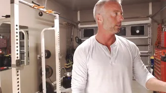 batmansuperhero arranged a wet show in fries