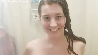 Kcupqueen manyvids crazy chick caresses sex lips