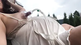 big_nipple_queen  manyvids gorgeous babe pulls clit