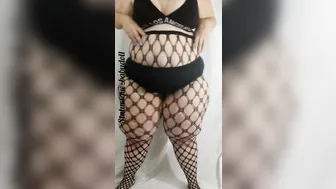 Kourtney Cakes  manyvids cutie in stockings fingers squeezing pussy