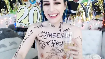 kati3kat manyvids hot slut pulls pussy