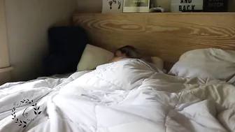 AuroraXoxo manyvids luxurious female massaging nipples