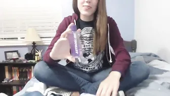 Charlotte1996 manyvids lustful nipple presses the vagina