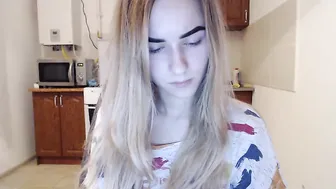 Molly_Mae crazy pussy caresses pussy