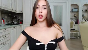 imprezzzza1 gorgeous mare fucks pussy with phallus