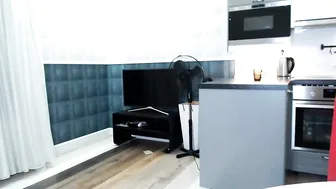 litlle_flowers blissful ladies lick shaved cunt