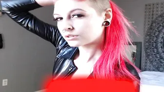 Mohawk Molly manyvids rough session