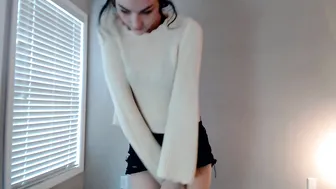 Elfiex ManyVids Striptease Butt Plug Play