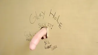 Chezza Luna Gloryhole Handy