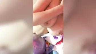 Daizha Morgann latin slut brightly fingering shaved holes