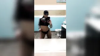 Kendra Lust videos [OnlyFans.com]  gorgeous blonde with a beautiful figure erotically dancing naked