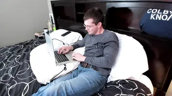 colbyknox charming trash pulls pussy