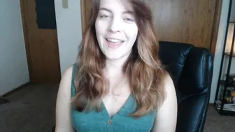 tawneyssexed b-vibe-cinco-vibrating-anal-beads-2020-01-06_bCMnjZ