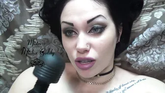 Mistress Misha Goldy Lip smelling amp lip puckering while mastu