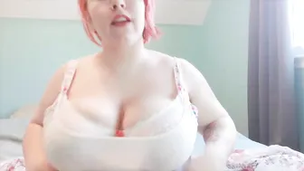 PeachyNeko900 Lotion on my Tits, Tummy, and Booty
