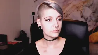 mohawkmolly 359_female_chaturbate