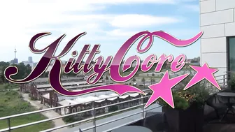 KittyCore - Blasen auf Balkon