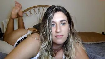 pink_velvet_dreams 0.04.2020 059_female chaturbate