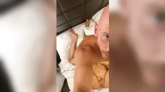 onlyfans johnny sins_20 01 08 11296715 she knows how to please!! 1080x1920