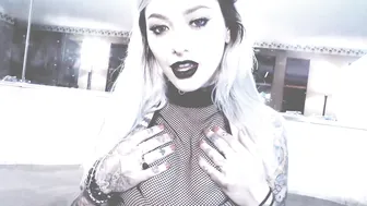 heidifox  29   First Time With A Buttplug