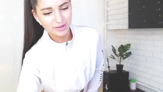 vikki walker 0062020 611 female manyvids