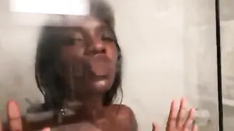 anafoxxx.17.11.07.032.shower-time