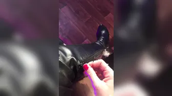 Ella Jolie onlyfans [0016633] Finally got to get those sweaty boots off [2016 10 26]