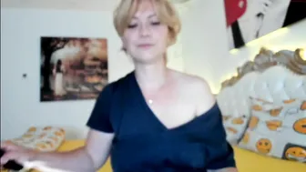 kiradivine 0.06.2020 347_female onlyfans