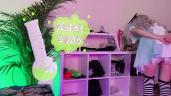 AliceBong _02 Alice In The Land Of Blowjobs