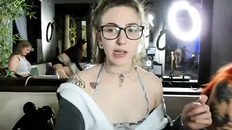 thesharkqueen 8.10.2019 437 myfreecams